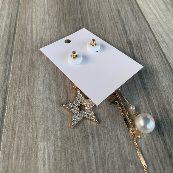 Earrings - Picture 7 of 7